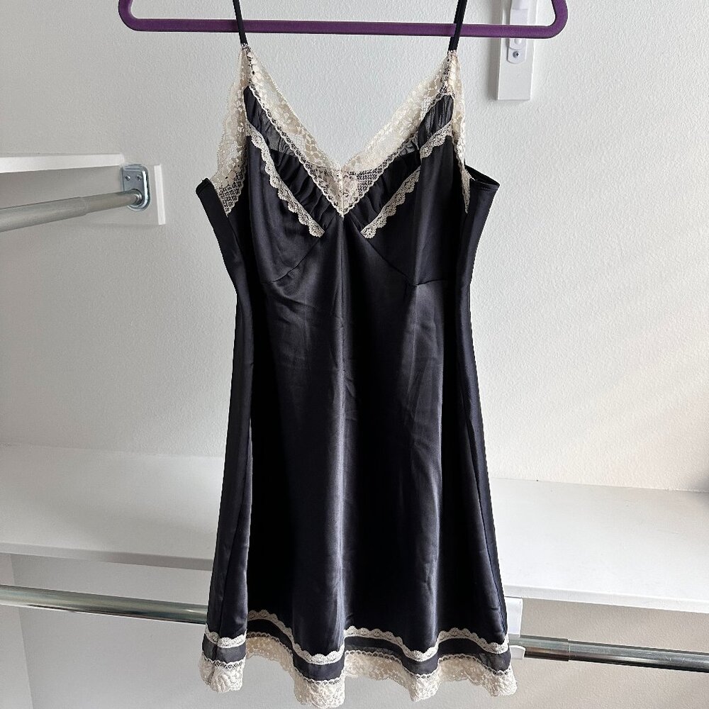 Victoria's Secret Slip